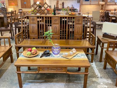 Kursi Jati Oriental
